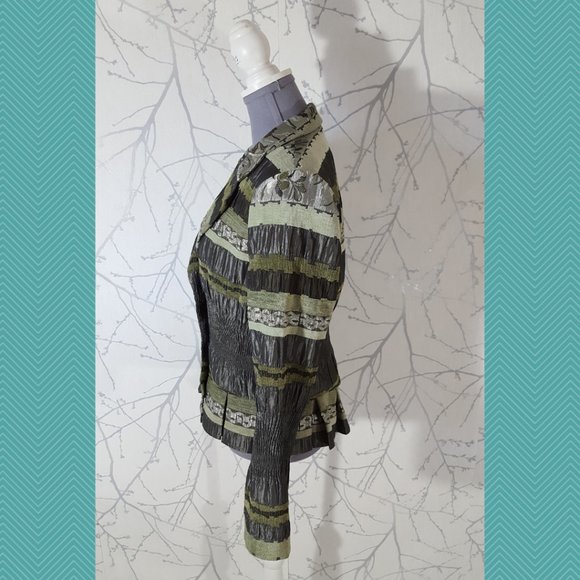 Uptown Girl Metallic Gray & Green Eclectic Striped Crinkle Button Front Blazer - Picture 3 of 6